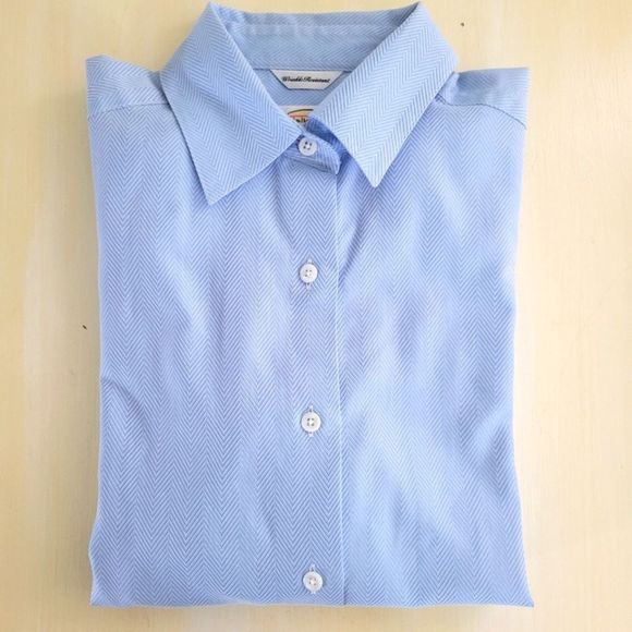 Talbots Blue Womans Button Up Shirt Size 10 - Picture 1 of 6